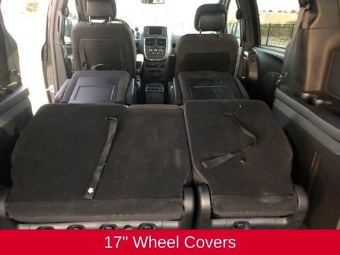 Used 2020 Dodge Grand Caravan SE image 22