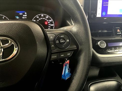 Used 2023 Toyota Corolla LE image 23
