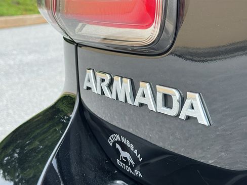 Used 2018 Nissan Armada SL w/ Moonroof Package AWD/4WD image 10
