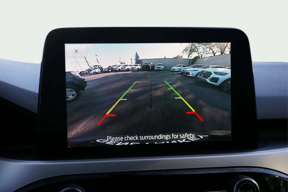 Used 2020 Ford Escape SE FWD image 26