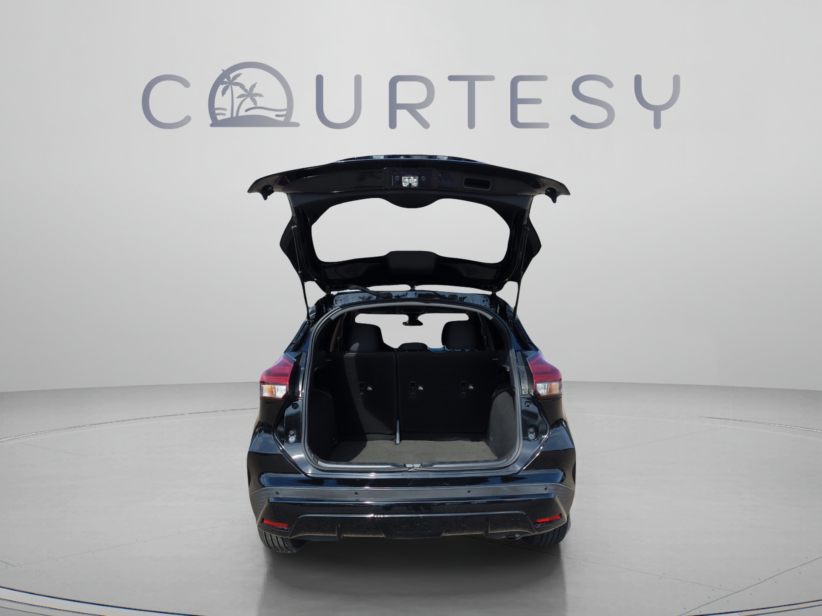 Certified 2023 Nissan Kicks SV FWD image 13