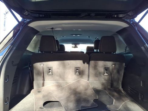 Used 2019 Chevrolet Traverse LS image 12