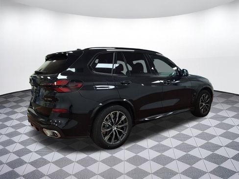 Used 2026 BMW X5 xDrive50e w/ M Sport Package AWD/4WD image 8