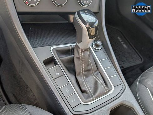 Used 2023 Volkswagen Jetta Sport image 19