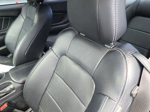 Used 2016 Ford Mustang GT Premium image 12