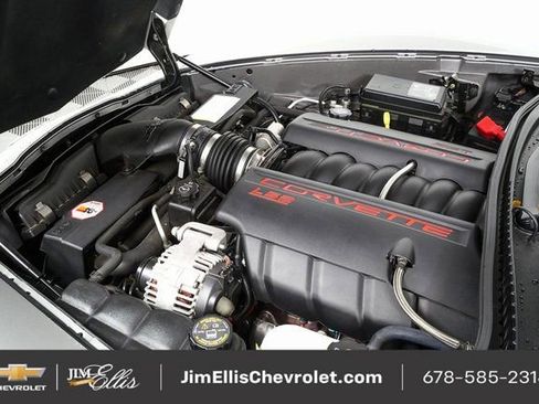 Used 2006 Chevrolet Corvette Convertible w/ Preferred Equipment Group image 34