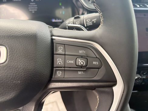 Used 2024 Jeep Grand Cherokee Limited 4xe AWD/4WD image 39