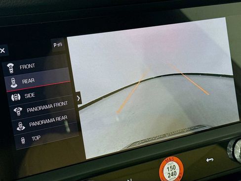 New 2026 Porsche Macan image 20