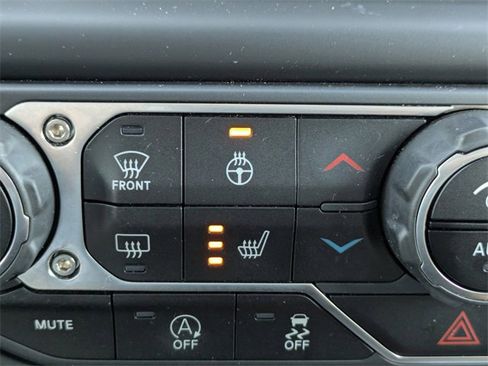 Used 2021 Jeep Wrangler Unlimited Rubicon image 23