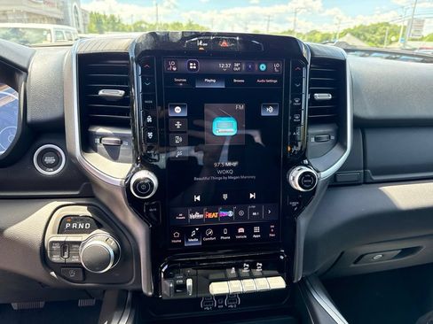 New 2026 RAM 1500 4x4 Crew Cab image 15