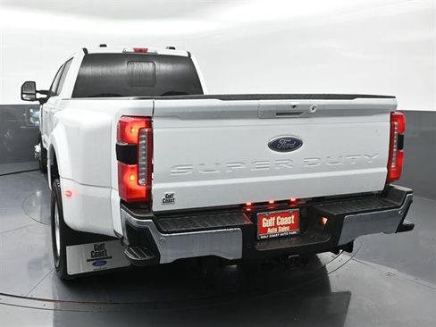 Used 2025 Ford F350 Lariat w/ Lariat Ultimate Package AWD/4WD image 31