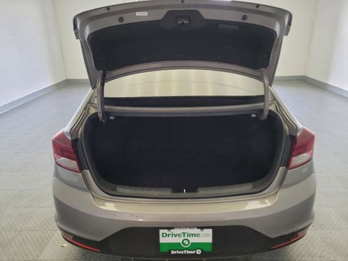Used 2020 Hyundai Elantra SE FWD image 29