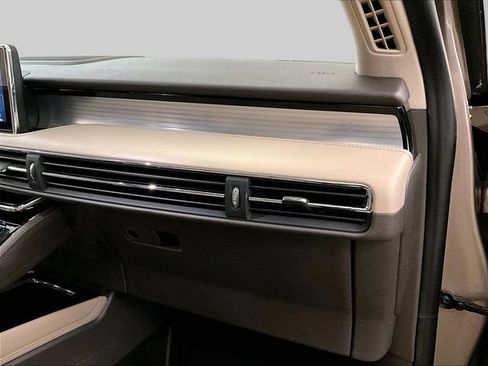 Used 2020 Lincoln Corsair FWD w/ Equipment Group 101A image 15