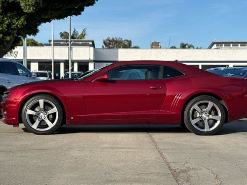 Used 2010 Chevrolet Camaro SS w/ RS Package image 9