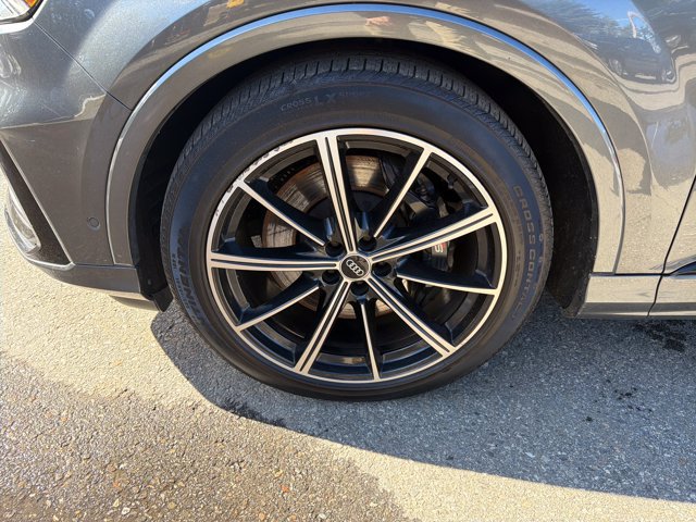Used 2021 Audi SQ7 Prestige AWD/4WD image 35