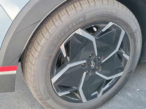 Certified 2024 Hyundai Ioniq 5 SEL image 4