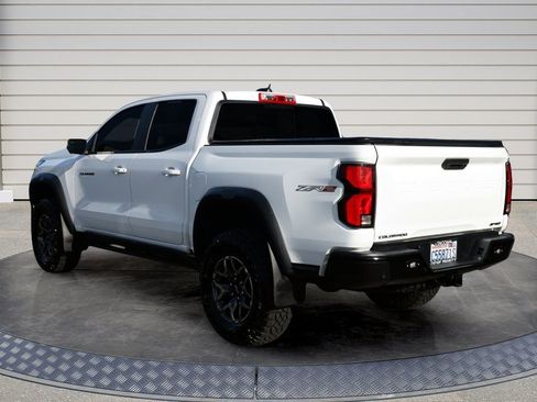 Used 2024 Chevrolet Colorado ZR2 w/ Technology Package image 5