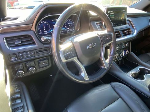 Used 2022 Chevrolet Tahoe Z71 w/ Off-Road Capability Package image 2