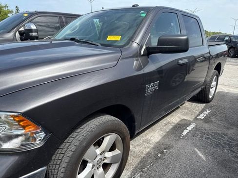 Used 2021 RAM 1500 Tradesman w/ Tradesman SXT Package RWD image 4