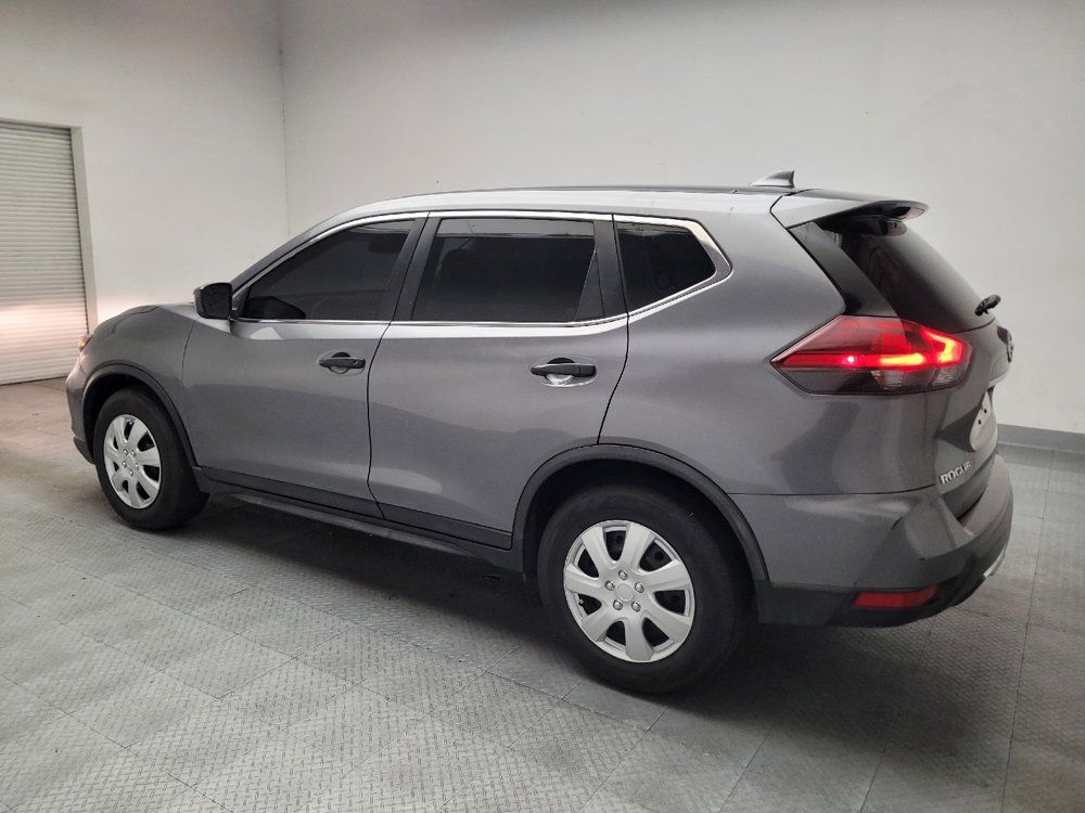 Used 2020 Nissan Rogue S FWD image 3