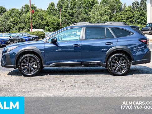 Used 2025 Subaru Outback Onyx Edition AWD/4WD image 9