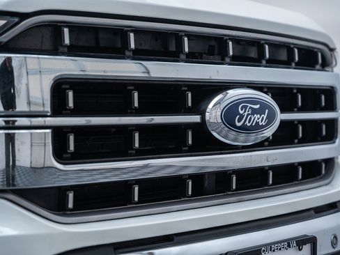 Certified 2022 Ford F150 Lariat w/ Equipment Group 502A High AWD/4WD image 12