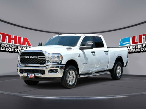Used 2024 RAM 2500 Big Horn AWD/4WD image 1