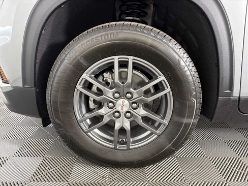 New 2026 GMC Acadia Elevation FWD image 9