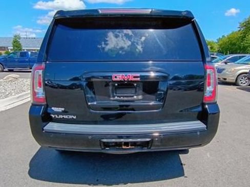 Used 2015 GMC Yukon SLT w/ Open Road Package AWD/4WD image 7
