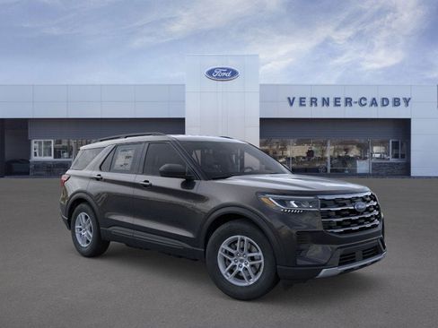 New 2026 Ford Explorer Active image 7