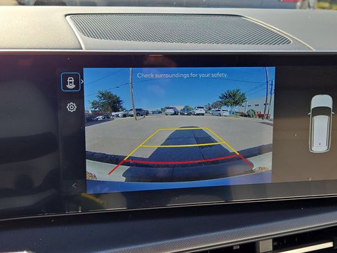 Used 2026 Hyundai Santa Fe SEL FWD image 18