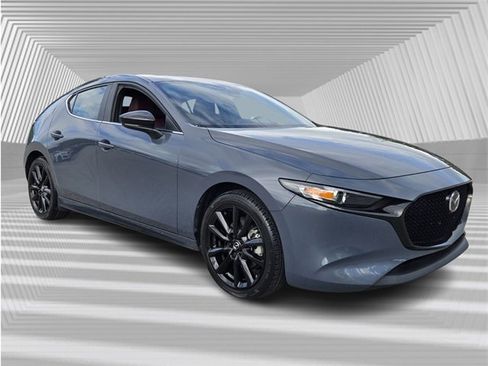 Used 2023 MAZDA MAZDA3 s image 8