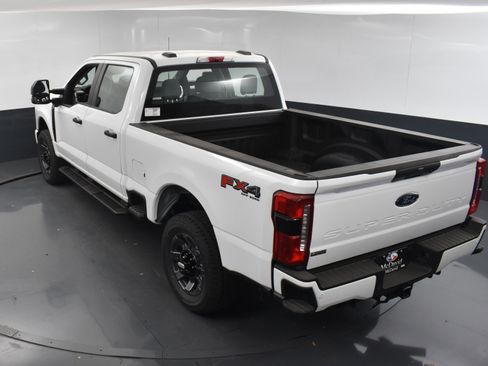 Used 2024 Ford F250 XL w/ STX Appearance Package image 24