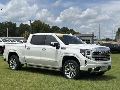 Used 2023 GMC Sierra 1500 Denali w/ Denali Reserve Package AWD/4WD image 15