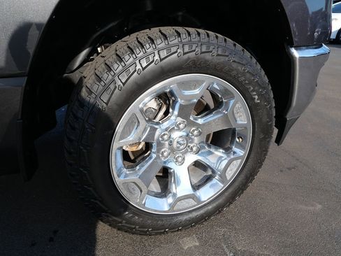 Used 2020 RAM 1500 Big Horn AWD/4WD image 33