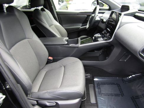 Used 2023 Toyota bZ4X AWD w/ Weather Package image 31