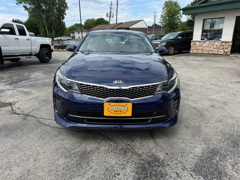 Used 2018 Kia Optima S w/ Panoramic Sunroof Package FWD image 8