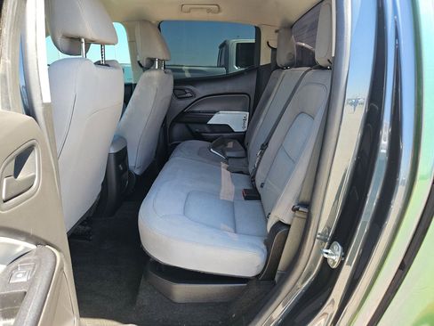 Used 2017 GMC Canyon 2WD Crew Cab w/ Convenience Package image 11