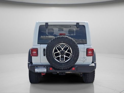 Used 2025 Jeep Wrangler Unlimited Rubicon AWD/4WD image 22