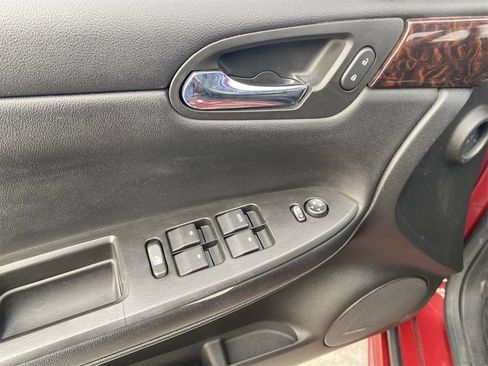 Used 2014 Chevrolet Impala LTZ image 23