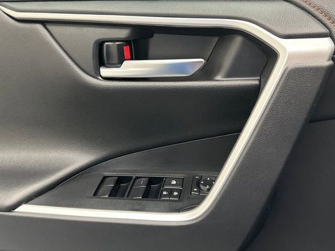 Used 2019 Toyota RAV4 Adventure w/ Cold Weather Package AWD/4WD image 18