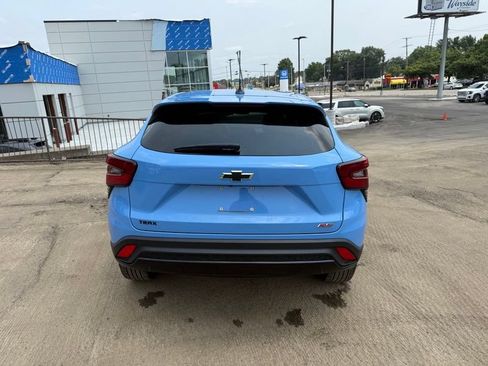 Used 2024 Chevrolet Trax RS FWD image 7