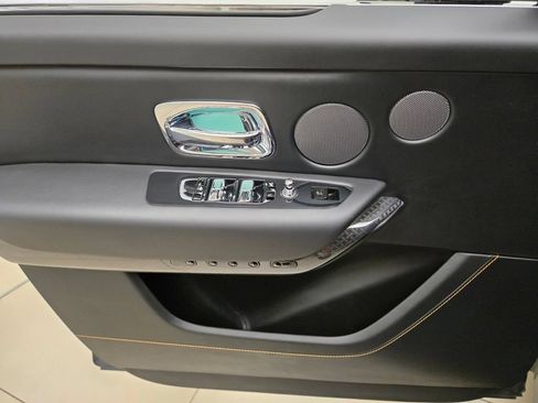 Certified 2025 Rolls-Royce Cullinan Black Badge AWD/4WD image 31