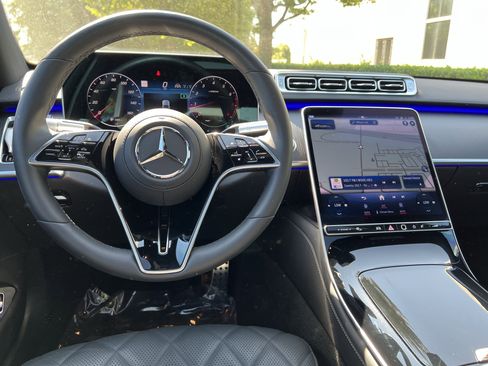 Certified 2025 Mercedes-Benz S 580 S 580 image 30