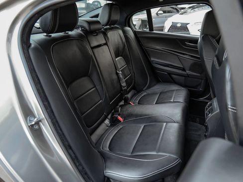 Used 2019 Jaguar XE S RWD image 45