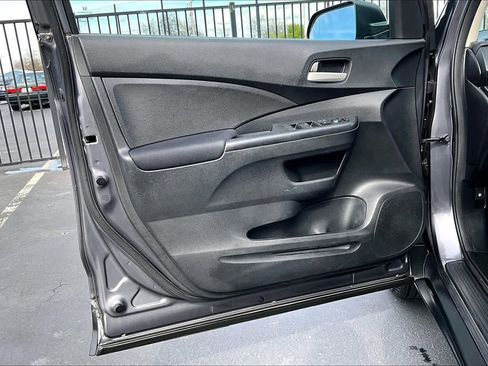 Used 2016 Honda CR-V SE image 25
