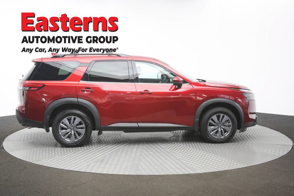 Used 2024 Nissan Pathfinder SV AWD/4WD image 47