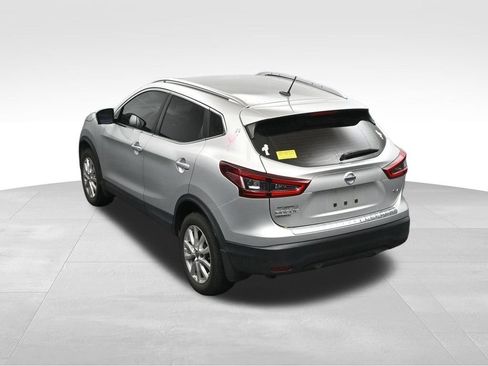 Used 2022 Nissan Rogue Sport SV w/ Technology Package FWD image 21