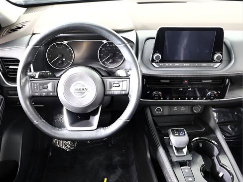 Used 2021 Nissan Rogue SL image 15