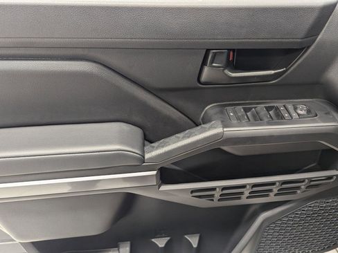 New 2025 Toyota Tacoma SR image 10